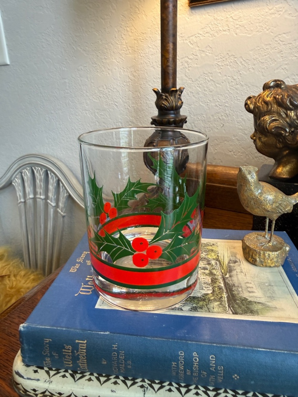 Vintage Libbey Holiday Holly & Berries Glass Tumblers set of 4 - Picture 4 of 17